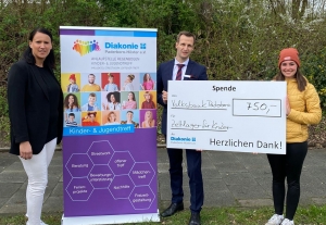 Volksbank Paderborn spendet 750 Euro für Zeltlager der Diakonie für Kinder