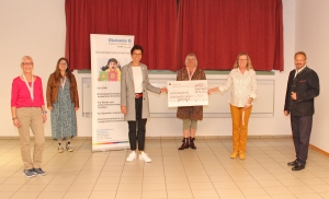 Förderung für die Schulmaterialienkammer: Bürgerstiftung Paderborn gibt 6.000 Euro
